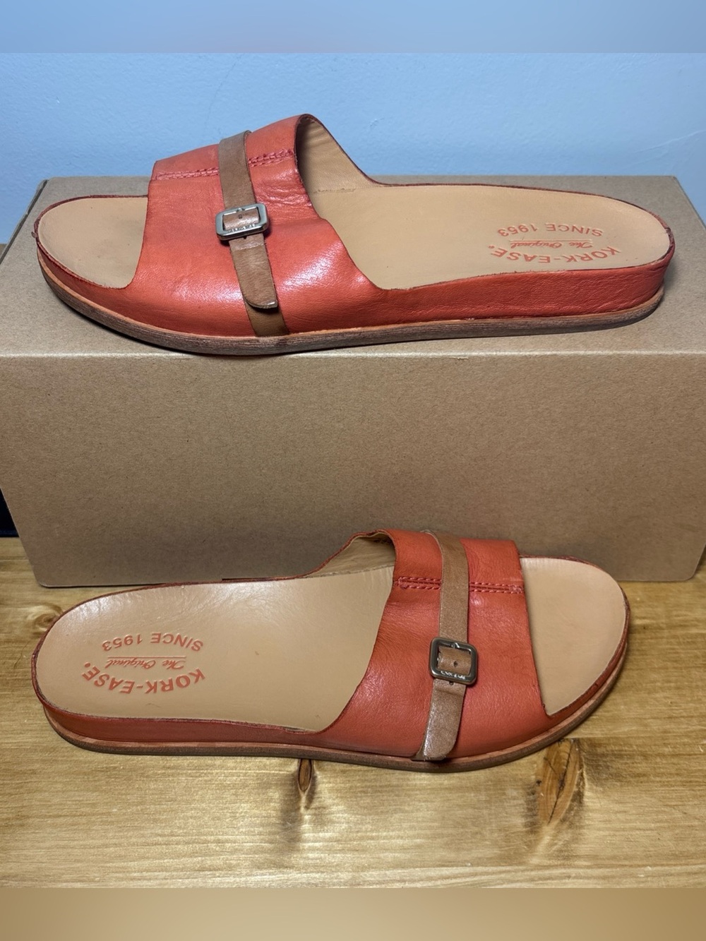 Kork-Ease  Leather Slides Sandals With Decorative Clasp Women’s 8M
